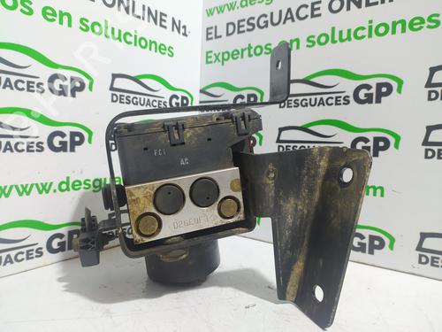 Used ABS pump HYUNDAI SANTA FÉ I (SM) 2.0 CRDi (113 hp) 7127817
