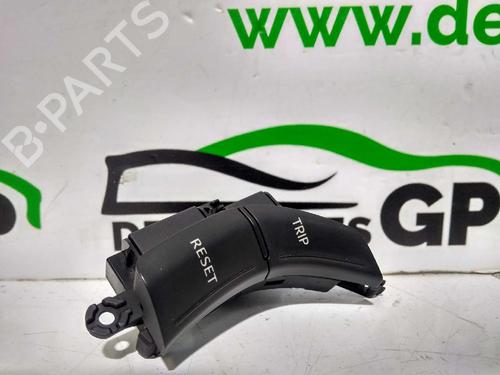 Used Steering wheel controls HYUNDAI i30 (GD) 1.4 (99 hp) 7146964