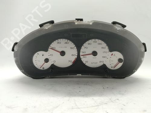 Cockpit PEUGEOT 206 Hatchback (2A/C) 1.4 i (75 hp) 30053750