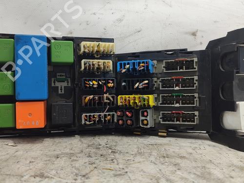 Fuse box PEUGEOT 605 (6B)  | BP18077139E1 