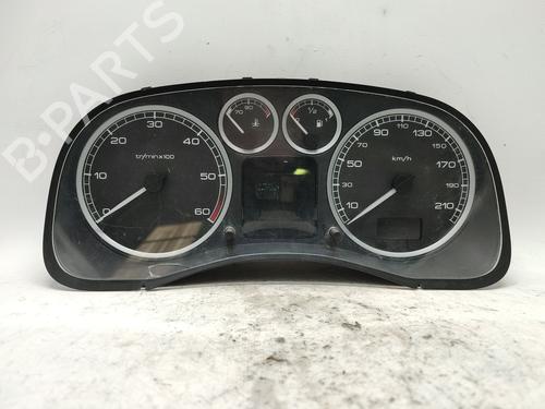 Used Instrument cluster PEUGEOT 307 Break (3E) 2.0 HDI 110 (107 hp) 30810044