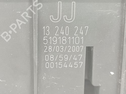 Fuse box OPEL VECTRA C GTS (Z02)  | BP28825517E1 