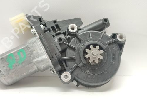 Rudehejsemotor forskærm højre Rudehejsemotor forskærm højre HYUNDAI i20 I (PB, PBT) 1.2 (86 hp) 39880851 39880851