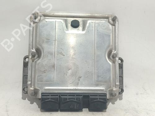 Used Engine control unit (ECU) Engine control unit (ECU) LANCIA PHEDRA (179_) 2.2 JTD (179AXC1A) (128 hp) 34556013 34556013