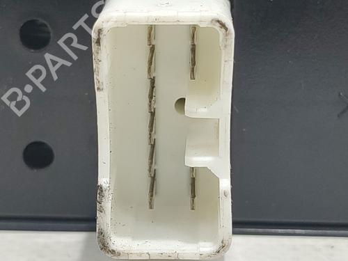 Right front window switch KIA SPORTAGE II (JE_, KM_)  | BP28295008I26 