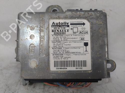 Used ECU airbags RENAULT MEGANE II Saloon (LM0/1_) 1.9 dCi (LM0G, LM1G, LM2C) (120 hp) 11795233