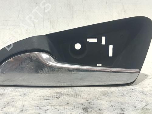 front-left-interior-door-handle-opel-astra-j-p10-2009-2010-2011-2012-2013-2014-2015-2016-34586202 main image