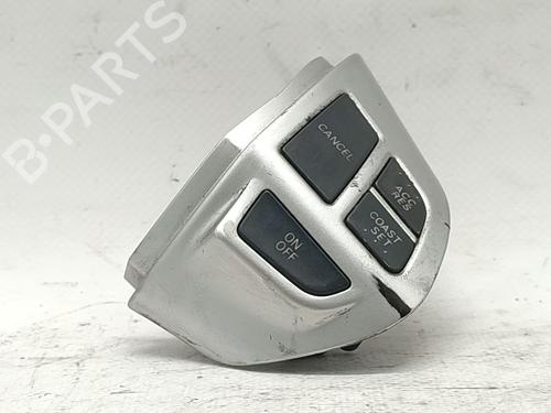 Commandes au volant MITSUBISHI OUTLANDER II (CW_W) 2.2 DI-D (177 hp) 30055915