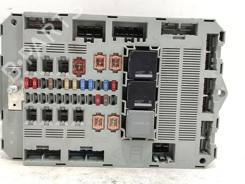 Used Fuse box Fuse box JAGUAR XF I (X250) 2.7 D (207 hp) 36037813 36037813