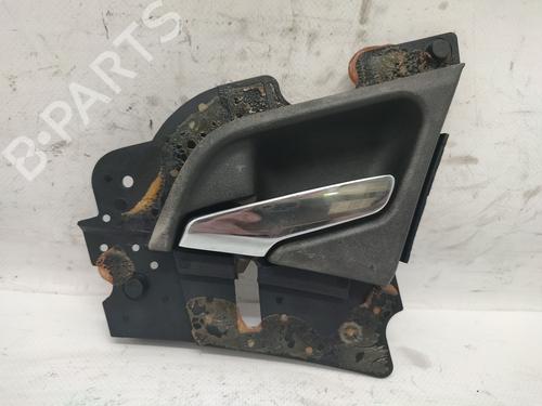 Venstre bagtil invendig håndtag MERCEDES-BENZ E-CLASS (W210) E 220 CDI (210.006) (125 hp) 27970887