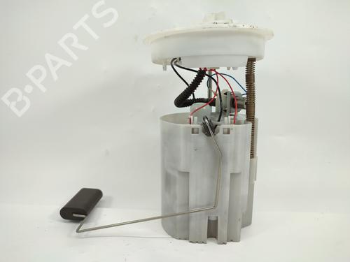 Used Fuel pump FORD FOCUS III [2010-2020]  15900424