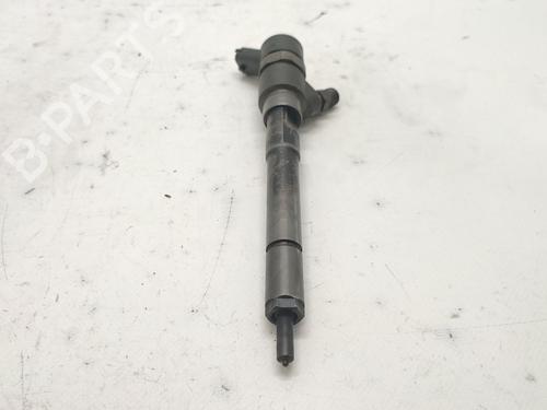 injector-kia-carens-iii-mpv-un-2006-2007-2008-2009-2010-2011-2012-2013-37074606 main image