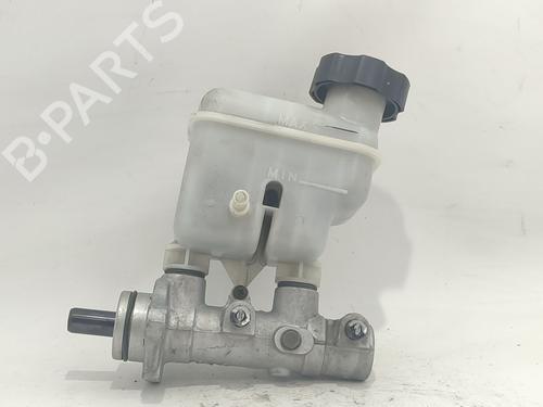 brake-master-cylinder-kia-carens-iii-mpv-un-2006-2007-2008-2009-2010-2011-2012-2013-37074608 main image