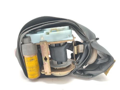 Used Front left seatbelt Front left seatbelt HYUNDAI GETZ (TB) 1.1 (67 hp) 33816415 33816415