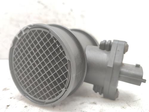 Used Mass air flow sensor CHRYSLER VOYAGER / GRAND VOYAGER IV (RG) 2.5 CRD (143 hp) 18832809