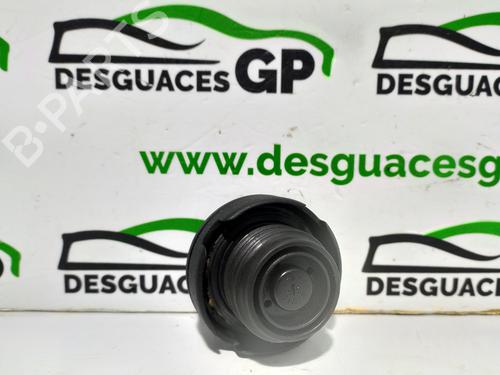 Fuel flap VW GOLF IV (1J1) 1.9 SDI | BP10266435C131 
