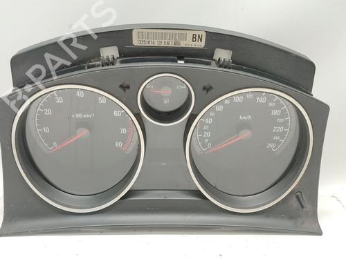 instrument-cluster-opel-astra-h-a04-2004-2005-2006-2007-2008-2009-2010-2011-2012-2013-2014-39962822 main image