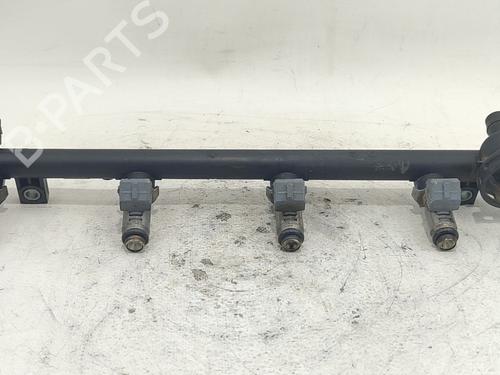 Used Injection rail Injection rail 38176637 38176637
