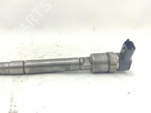 injector-volvo-s60-i-384-2000-2001-2002-2003-2004-2005-2006-2007-2008-2009-2010-37178468 main image