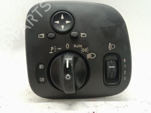 Used Headlight switch Headlight switch 37174143 37174143