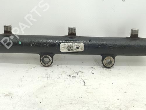 Used Injection rail Injection rail LAND ROVER DISCOVERY III (L319) 2.7 TD 4x4 (190 hp) 39713251 39713251