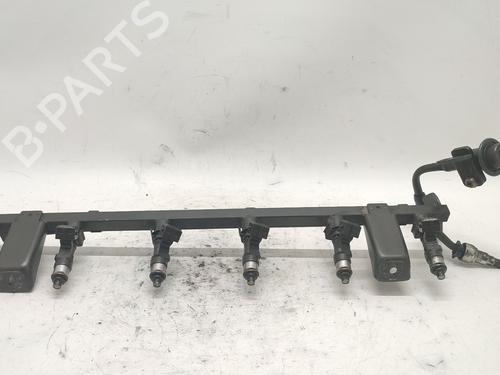 Used Injection rail Injection rail 37271590 37271590