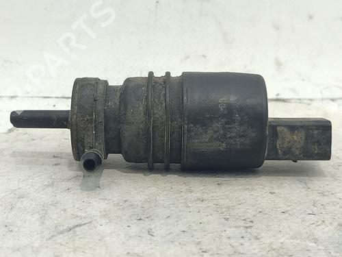 Used Washer pump Washer pump MERCEDES-BENZ CLK (C209) CLK 240 (209.361) (170 hp) 33326066 33326066