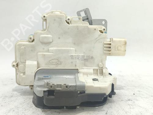 front-right-lock-audi-a4-b7-avant-8ed-2004-2005-2006-2007-2008-38054952 main image