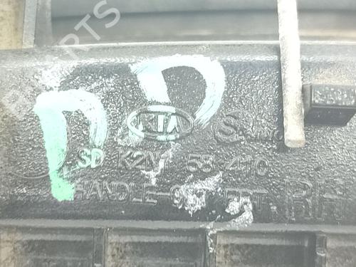 Klamka zewnętrzna drzwi przednich prawych KIA CARENS I MPV (FC, FJ) 2.0 CRDi | BP31061010C129 