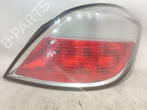 Used Right taillight OPEL ASTRA H (A04) [2004-2014]  16734960