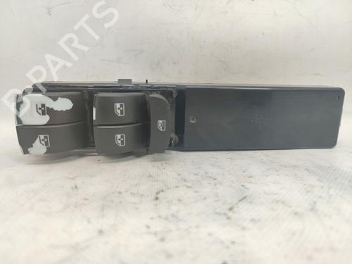 Used Left front window switch SAAB 9-3 Estate (E50) 1.9 TiD (150 hp) 28293510