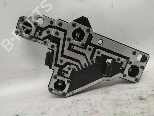 Used Lamp holder BMW 1 (E87) 118 d (122 hp) 26926965