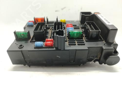 Used Fuse box Fuse box PEUGEOT 206 Hatchback (2A/C) 1.4 HDi eco 70 (68 hp) 31718918 31718918