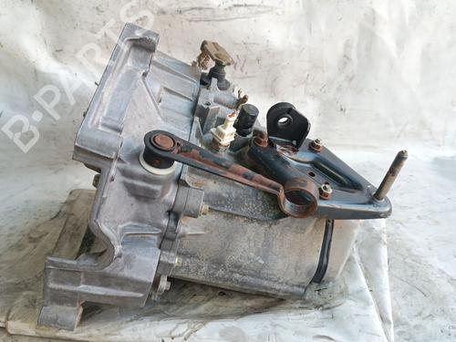 Used Gearbox Gearbox PEUGEOT 106 II (1A_, 1C_) 1.1 i (60 hp) 39658215 39658215