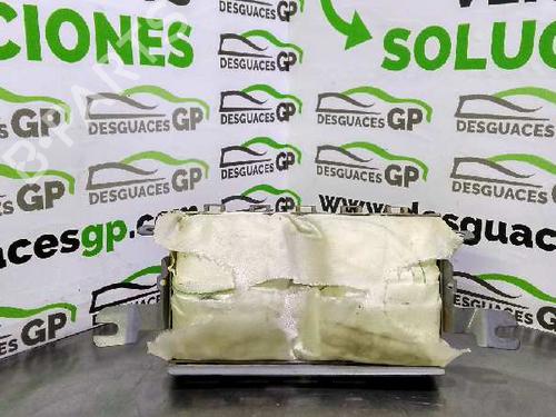 Used Passenger airbag MITSUBISHI PAJERO III (V7_W, V6_W) [1999-2007]  7137809