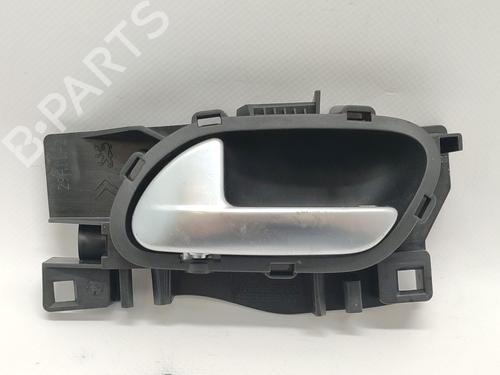 Venstre bagtil invendig håndtag Venstre bagtil invendig håndtag CITROËN C5 III (RD_) 2.0 HDi 165 (RDRHHA, RDRHH8) (163 hp) 33965121 33965121