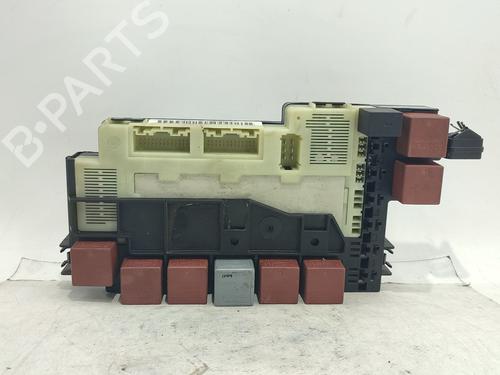 Used Fuse box Fuse box RENAULT CLIO II (BB_, CB_) 1.9 D (B/CB0E, BB0J) (64 hp) 33246423 33246423