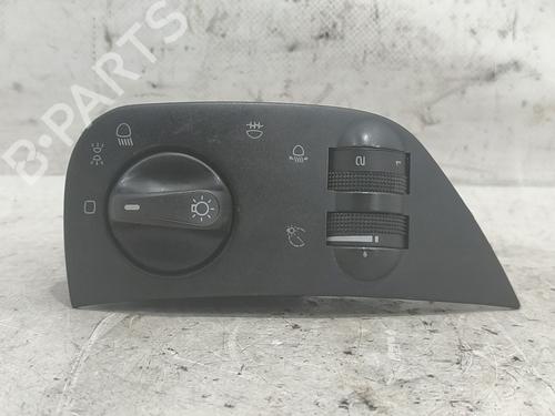 Used Headlight switch SEAT CORDOBA (6K1, 6K2) 1.9 D (68 hp) 23094081