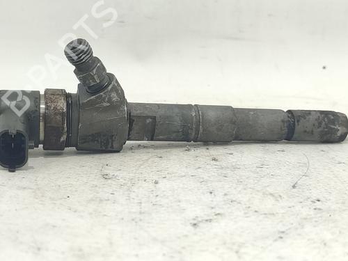 injector-opel-astra-h-gtc-a04-2005-2006-2007-2008-2009-2010-37758245 main image