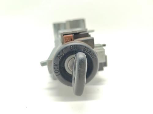 Used Ignition barrel MAZDA 323 F VI Hatchback (BJ) 1.6 (BJ10M) (98 hp) 31031586