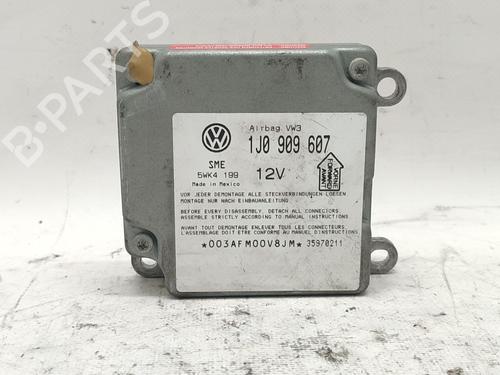 Used ECU airbags VW PASSAT B5 (3B2) 1.8 T (150 hp) 30176513