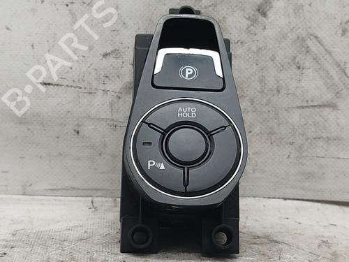 Elektrisk parkeringsbremse HYUNDAI i40 I CW (VF) 1.7 CRDi (116 hp) 24701333
