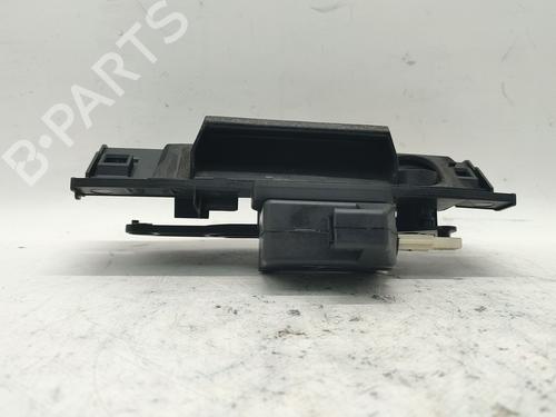 Used Tailgate handle PEUGEOT 206 Hatchback (2A/C) 1.4 i (75 hp) 30810118