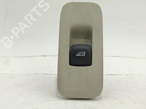 Used Right rear window switch VOLVO V40 Hatchback (525) D2 (120 hp) 31710177