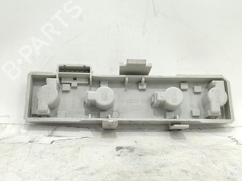 Support de lampe SKODA OCTAVIA II (1Z3) 1.9 TDI (105 hp) 33000684