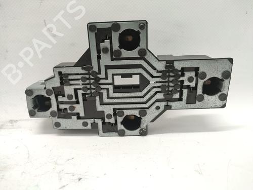 Used Lamp holder RENAULT SCÉNIC I MPV (JA0/1_, FA0_) 1.9 dTi (JA0N) (98 hp) 30154871