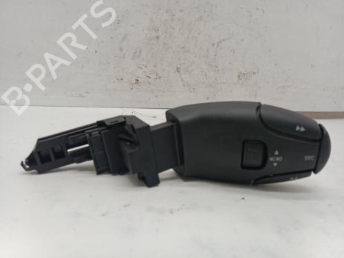 Stuurwielbediening PEUGEOT 307 SW (3H) 2.0 HDi 135 (136 hp) 25404522