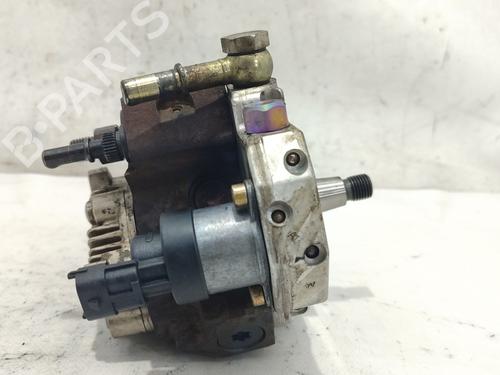 Used Injection pump PEUGEOT 206 Hatchback (2A/C) 1.4 HDi eco 70 (68 hp) 26307085
