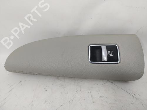 Used Right front window switch MERCEDES-BENZ S-CLASS (W221, V221) S 320 CDI (221.022, 221.122) (235 hp) 11357578