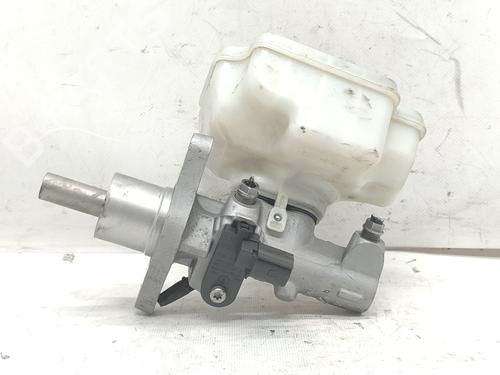 Brake master cylinder SEAT LEON (1P1) 1.6 TDI | BP23179409M77 